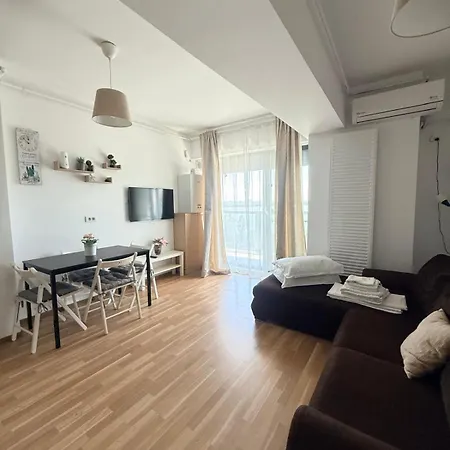 Ini View Iaki Apartament Mamaia
