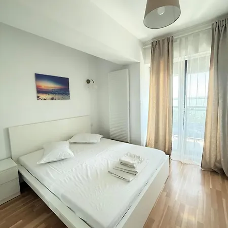 Ini View Iaki Apartament