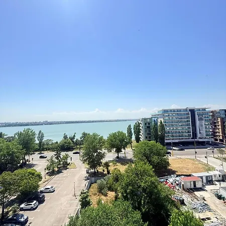 Ini View Iaki Mamaia