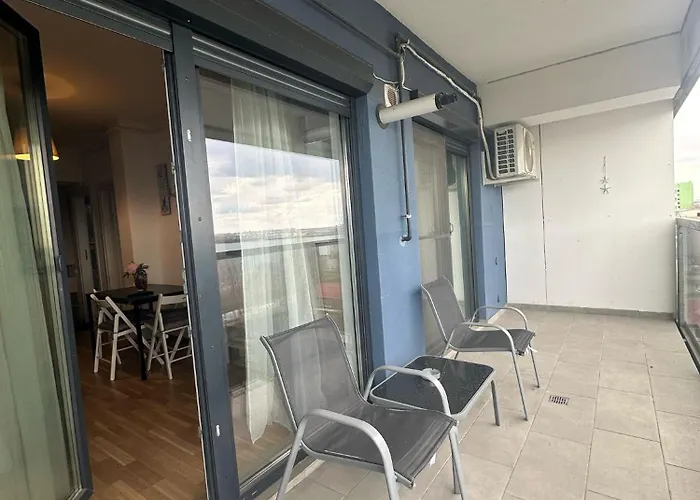 Apartment Ini View Iaki *